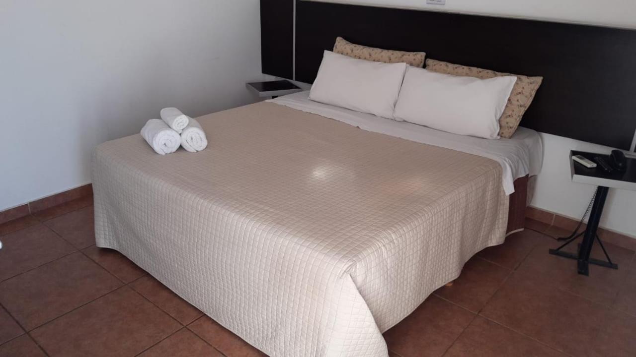 Hotel Ischigualasto San Juan Exterior foto